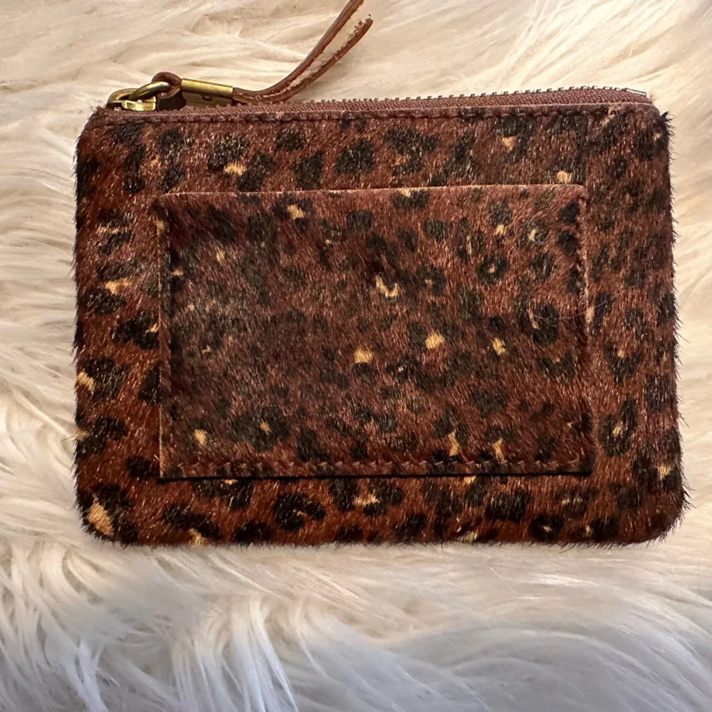 Madewell The Flap Convertible Crossbody Bag & Wallet Painted Leopard Calf Hair - Picture 9 of 16